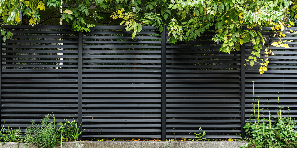 Venitian fence panels